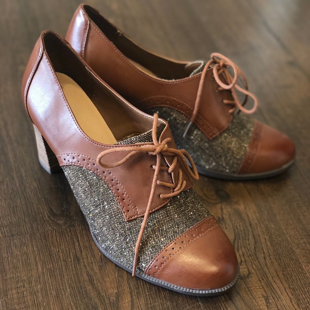 Etienne Aigner Brown and Gray Heels